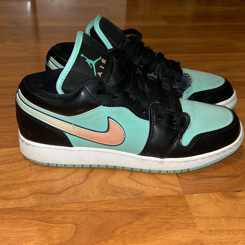 Jordan 1